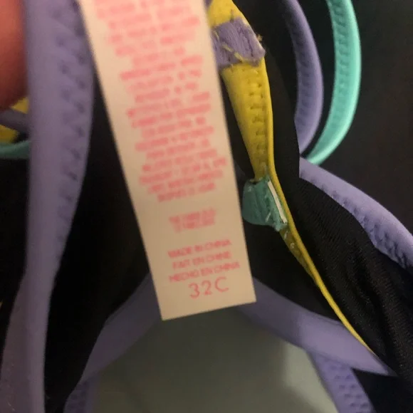 VICTORIA’S SECRET THE FABULOUS SWIM TOP | Size 32C - Picture 5 of 5